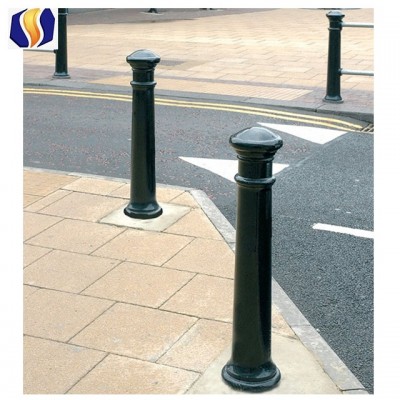 Classical Metal Cast Iron Post Bollard